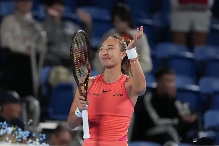 郑钦文，好样的！
WTA500东京站2：0施耐德晋级决赛，对手是首轮淘汰王欣瑜的