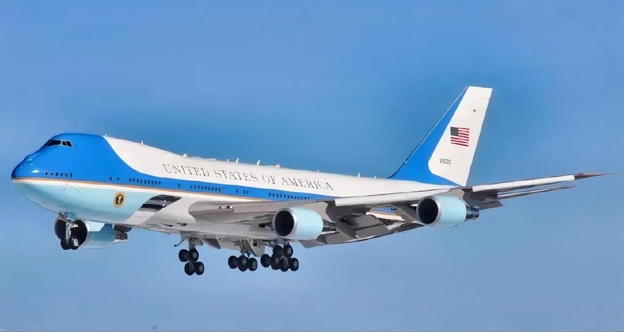 戳破假象！特朗普访华，根本不是和解，是上门乞讨
 
全网都在吹捧大国缓和、风云会
