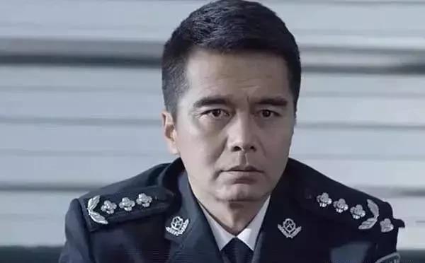 县公安局和区公安分局有什么区别？ 其实这两个都是属于公安机关的机构，县公安局是正