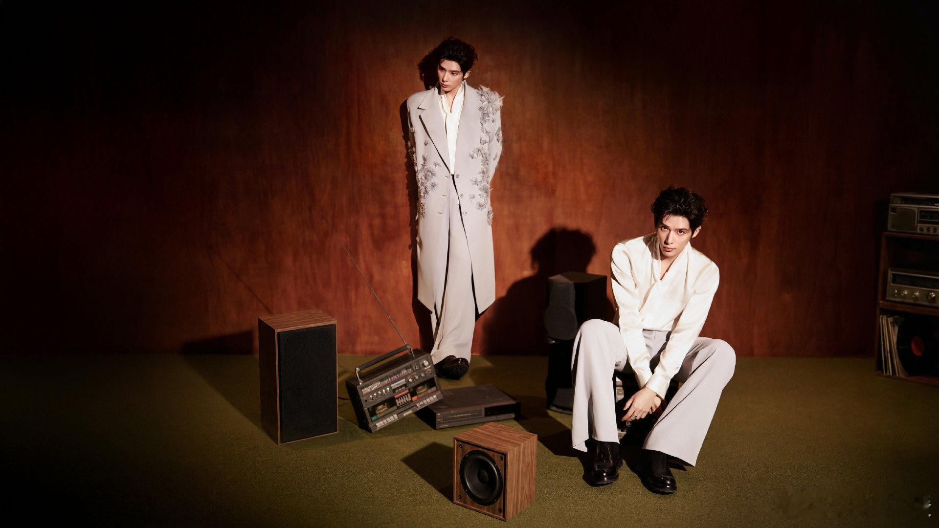 两个王安宇我都要 有两个王安宇那快乐简直乘二啦。不管是啥风格的他，都魅力满满，成