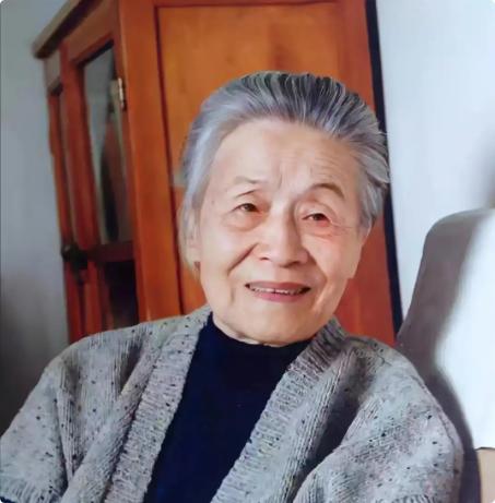 杨绛先生说："一个人有多优秀，并不重要，一个人对你有多好才重要。如果一个人能给你