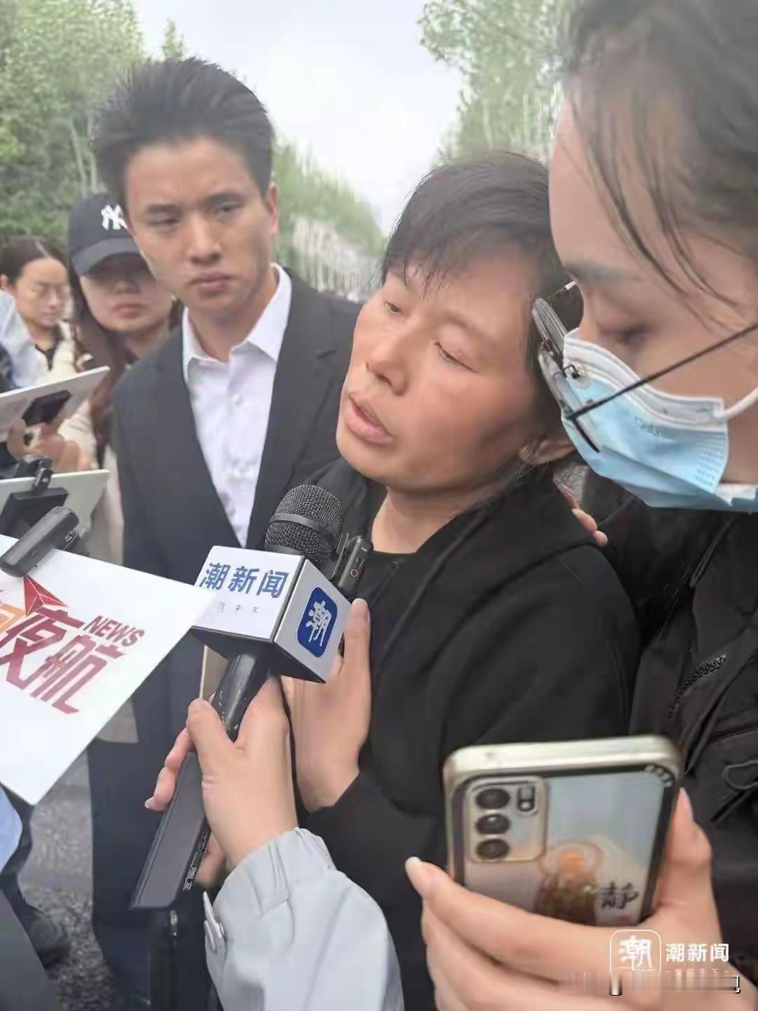 安徽安庆，22岁的医学女大学生，被前男友约到出租屋，强行掐住脖子窒息身亡，尸体藏