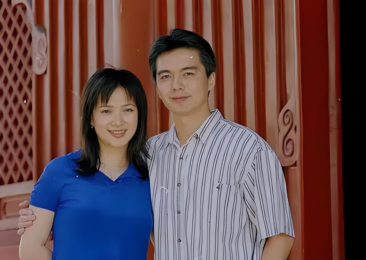 破防！何晴生前一句话照进现实：与许亚军离婚21年仍是挚友，两家人来往如亲！
 何