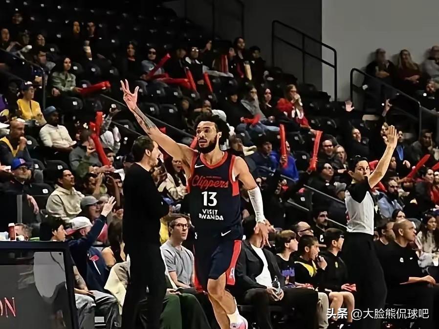 北控男篮再签新外援，杰伦·豪斯加盟！
今天传来北控男篮最新消息，为了迎接第二阶段