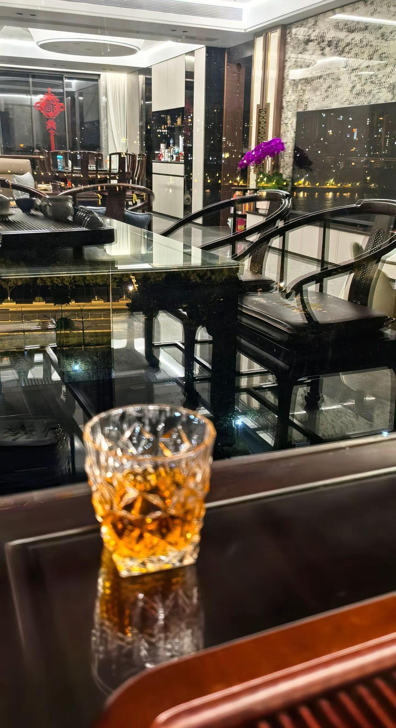 临江独酌，望石龙灯火万家。往事清零，来日将策马扬鞭！上热门 微醺时刻 潮汕人 过