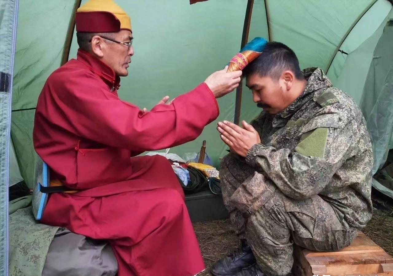 俄罗斯可动员的人口并非无穷无尽，和斯大林时代有一个高生育率的东正教农村不同，今天