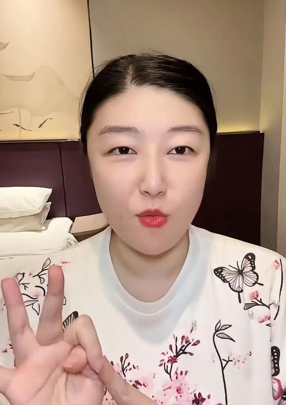 6月29日，官方通报，李雨禅因寻衅滋事被行政拘留，账号内容已清空。果农已聘律师，