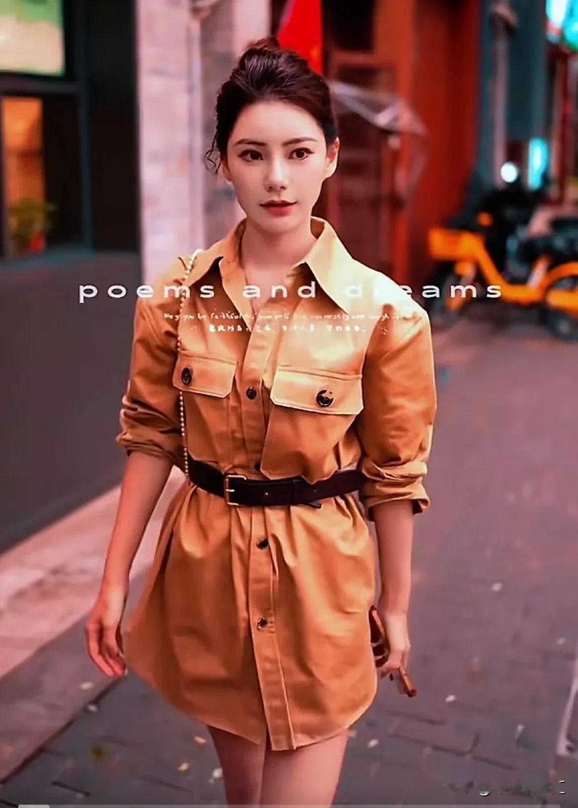 马筱梅说:“我是独生女，他们当然对我是宠爱，但是也很严格，别人童年里有的一些自由