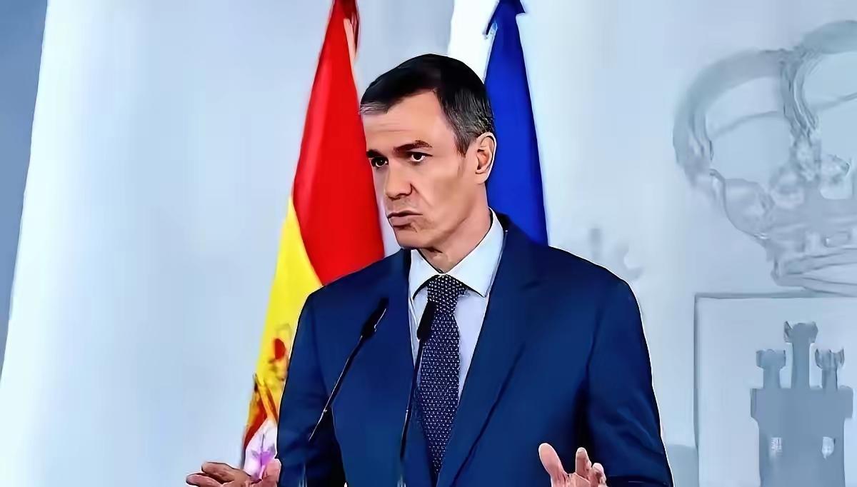 西班牙首相桑切斯的专机，出事了。前脚刚骂完美国和以色列的伊朗政策，后脚飞机就在天