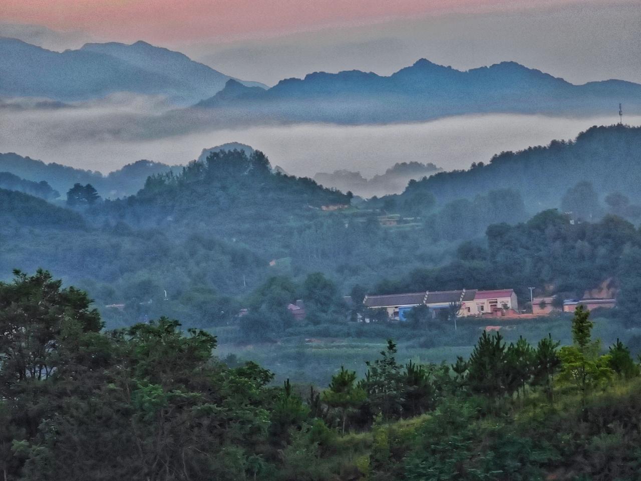 山居晨语
