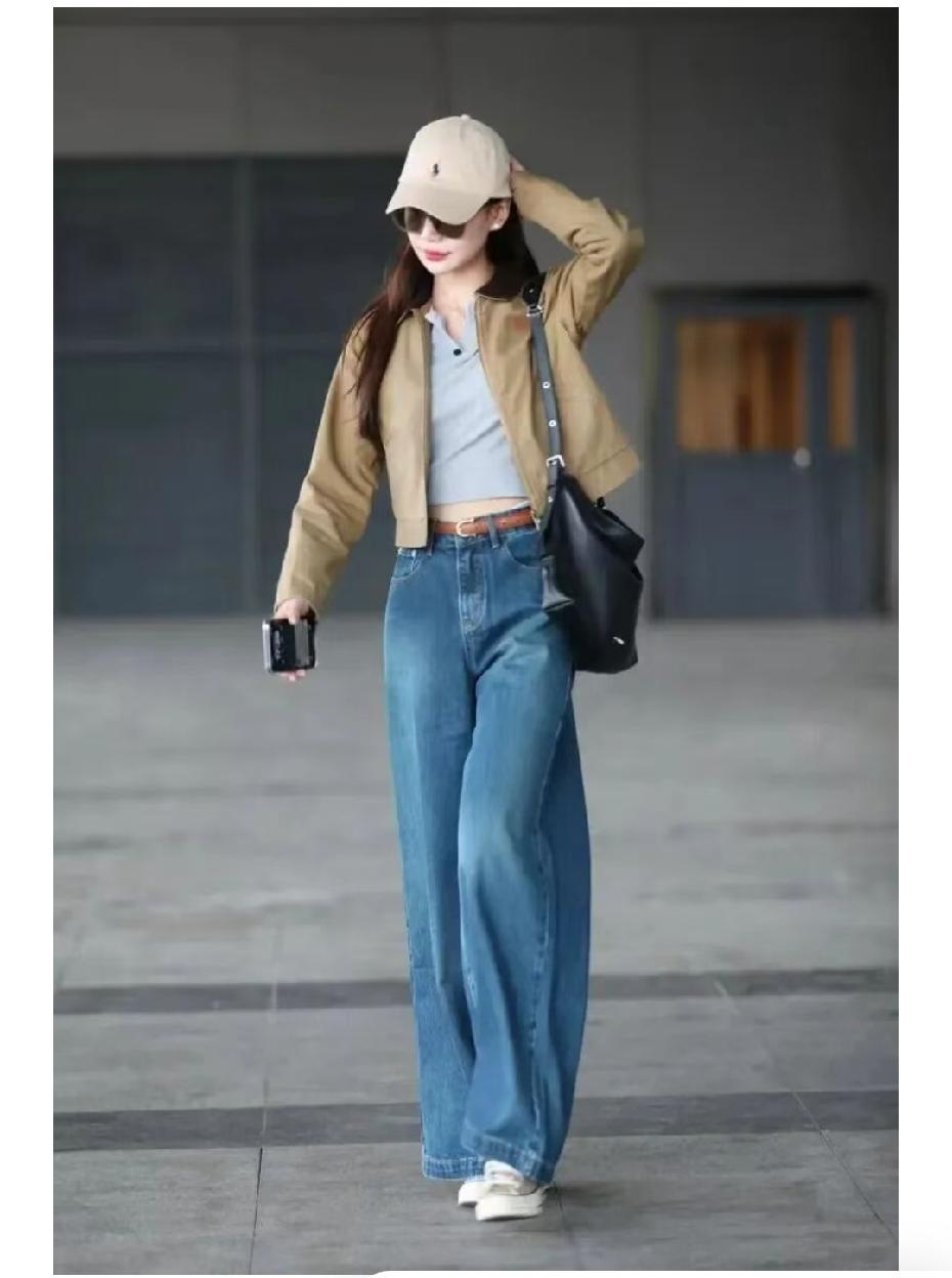 中年妇女如何穿搭比较时尚有气质早秋针织衫穿搭，时髦舒适穿出不费力的高级感