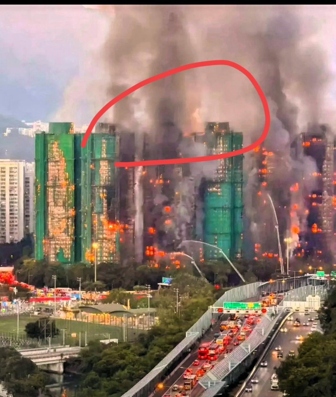 香港大火给买房人泼了盆冷水：选房的“保命关键”，根本不是越高越安心。
 
 从小