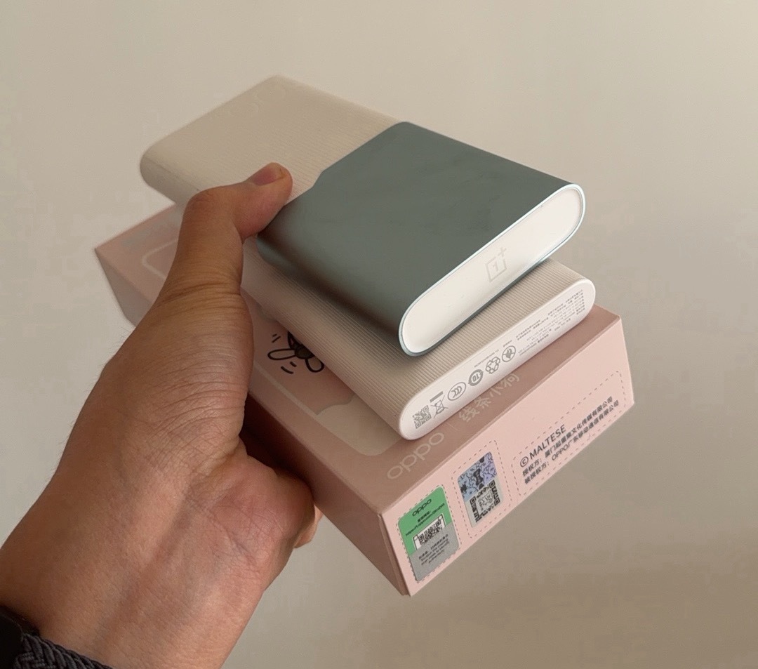 现在是充电宝根本不能邮寄呀！没拆封的快递也不收 西安