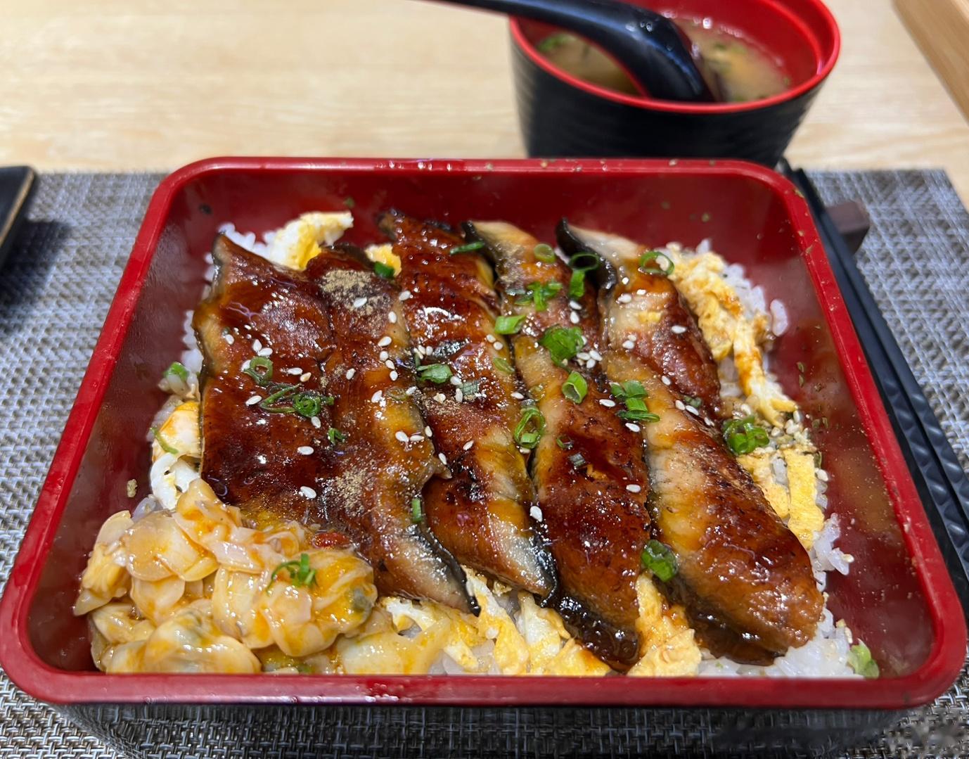 你们懂我，必须吃顿鳗鱼饭！ ​​​