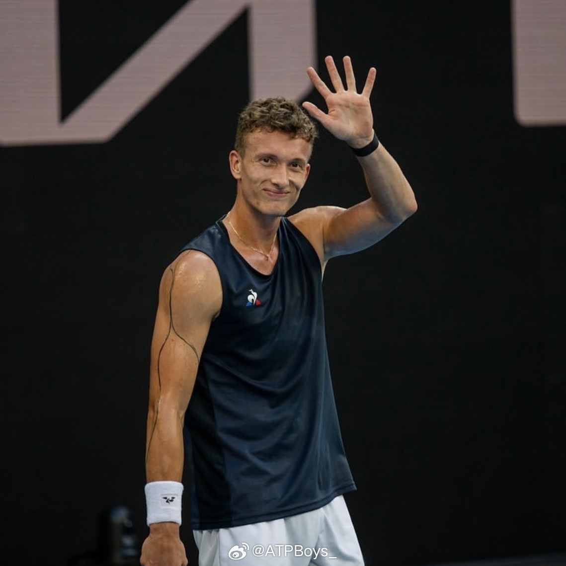 大家对莱赫卡的最大记忆点是什么🤔今天和朋友聊起来，感觉他的人物叙事相对比较“平