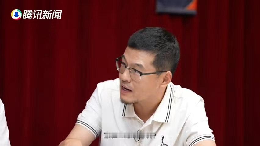 杨毅震惊FIBA干的事FIFA也干了看完这期《球同存议》深有感触，杨毅一句话说出
