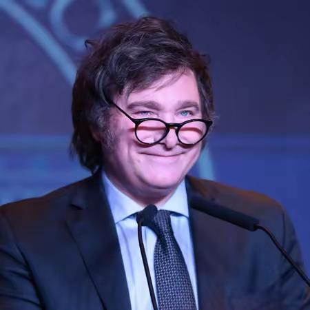 阿根廷也跟着退群了！看来世界卫生组织以后会费还是问题，美国最先退出的，按时间来算