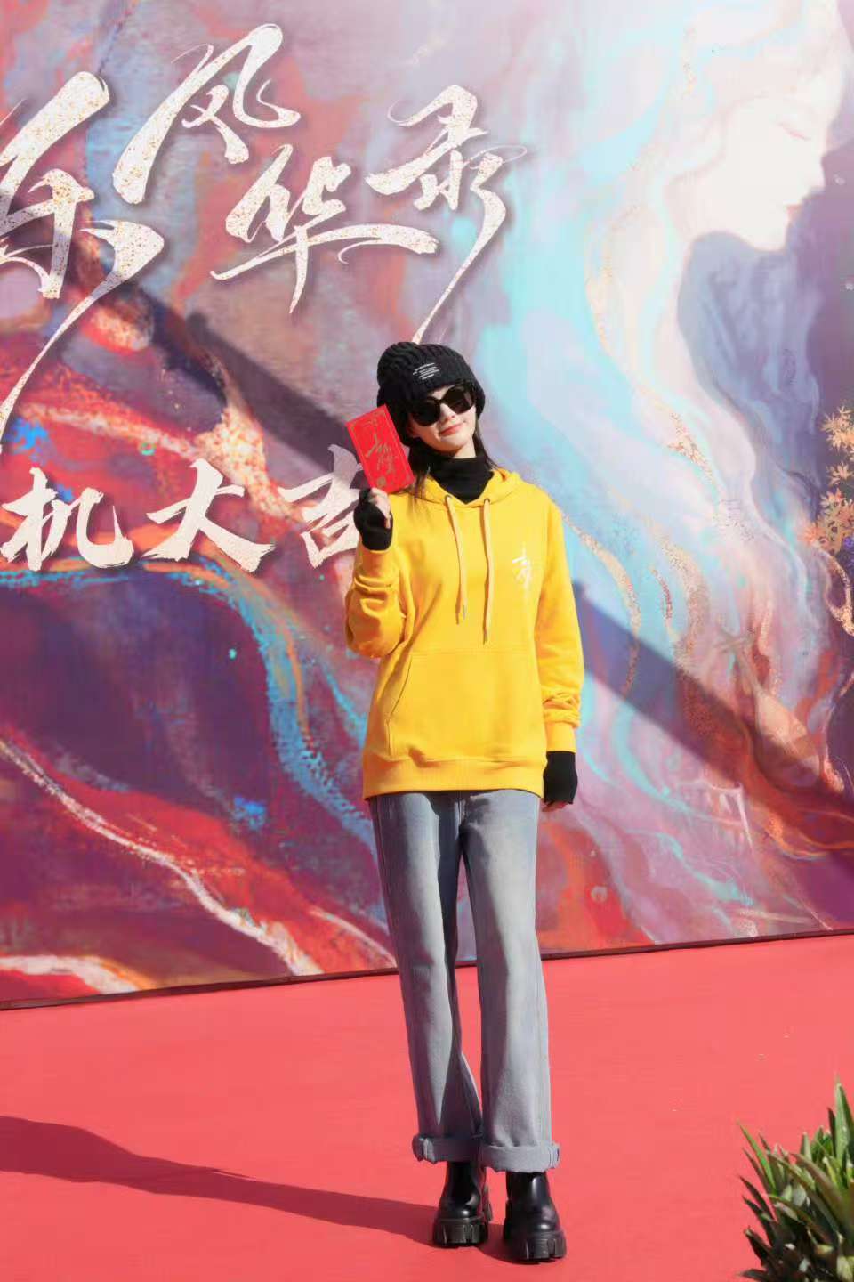 李一桐古乐风华录开机图  李一桐新剧《古乐风华录》开机路透真的也太漂亮了吧，其实