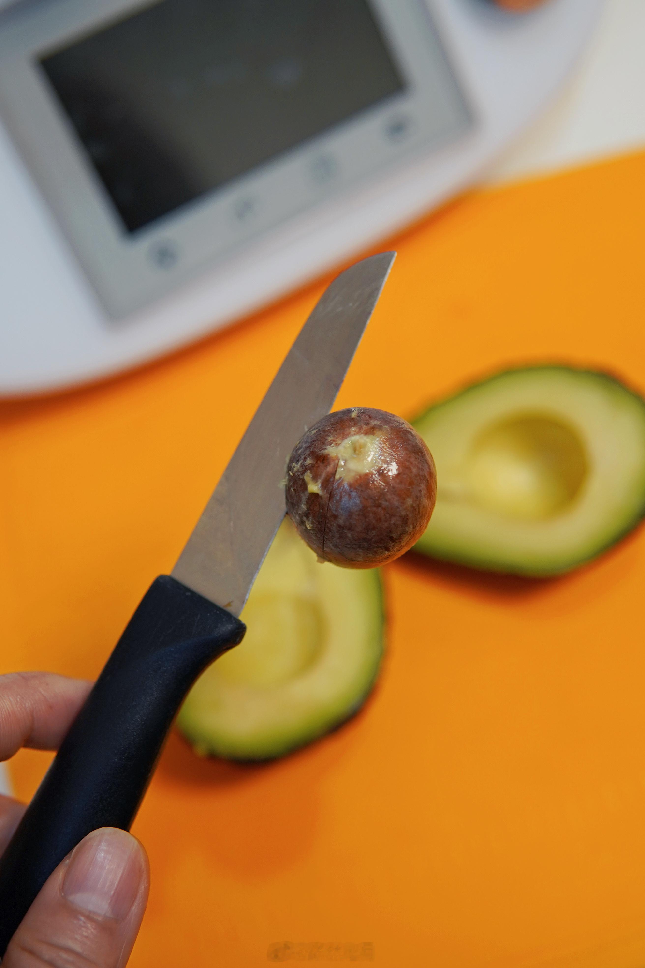 #早餐日记# 牛油果🥑和松鲜鲜很配本味鲜物烤肠99买了50根，早餐必备继续试各