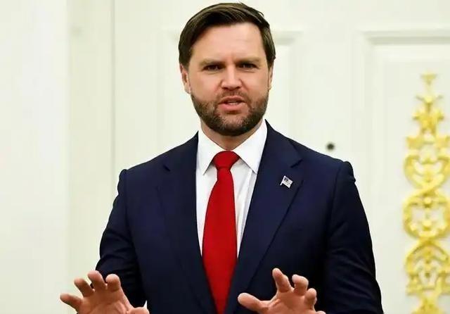 美国副总统万斯曾表示：美国最大的错误就是！在苏联解体的时候，美国只把心思放在了中