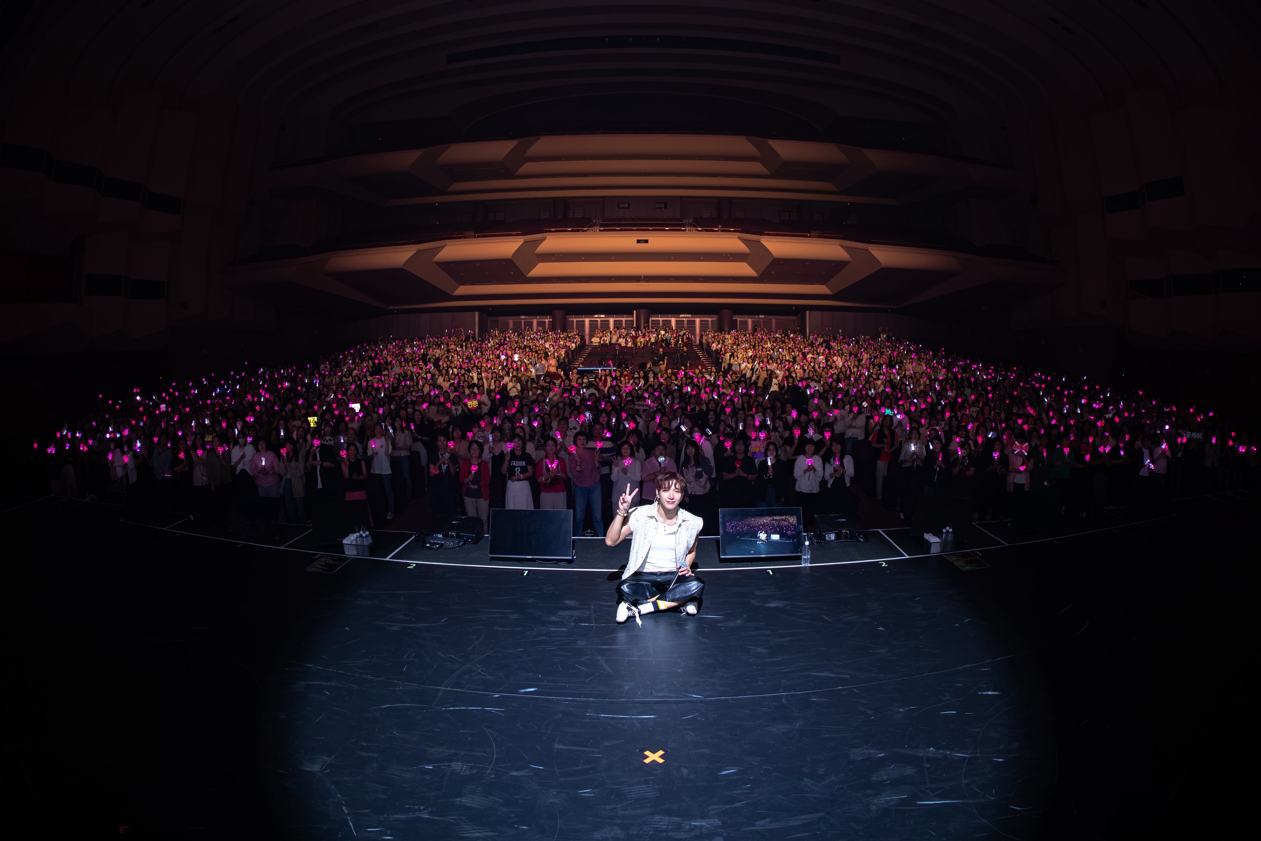 2PM JUN_K260630官X：2026 JUN. K <DAYLIGHT 