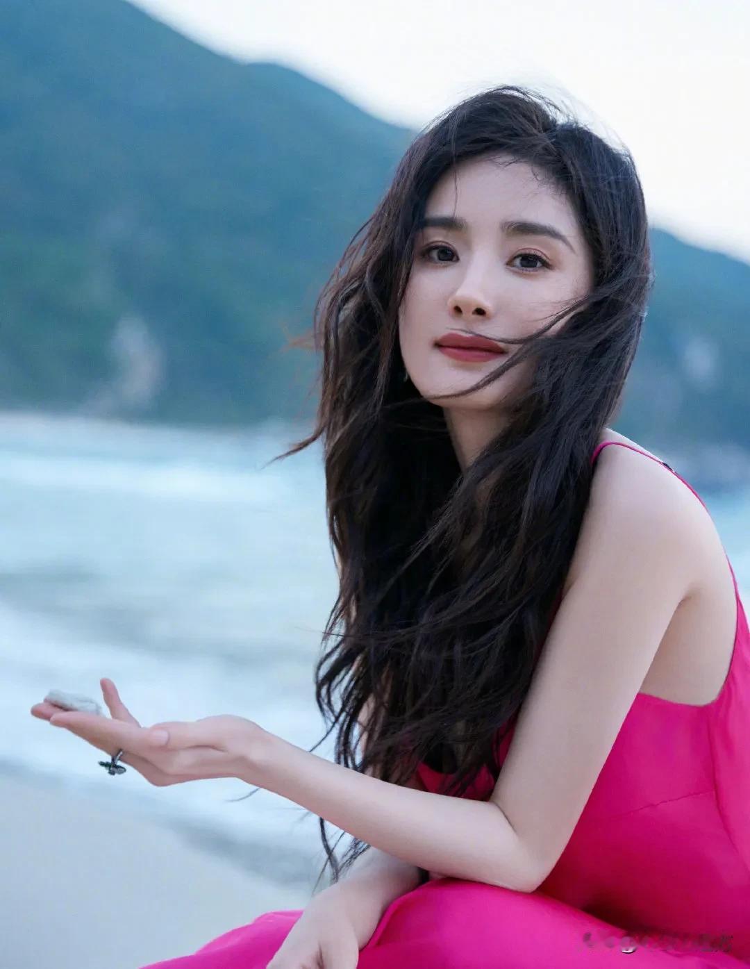 杨幂美翻了！