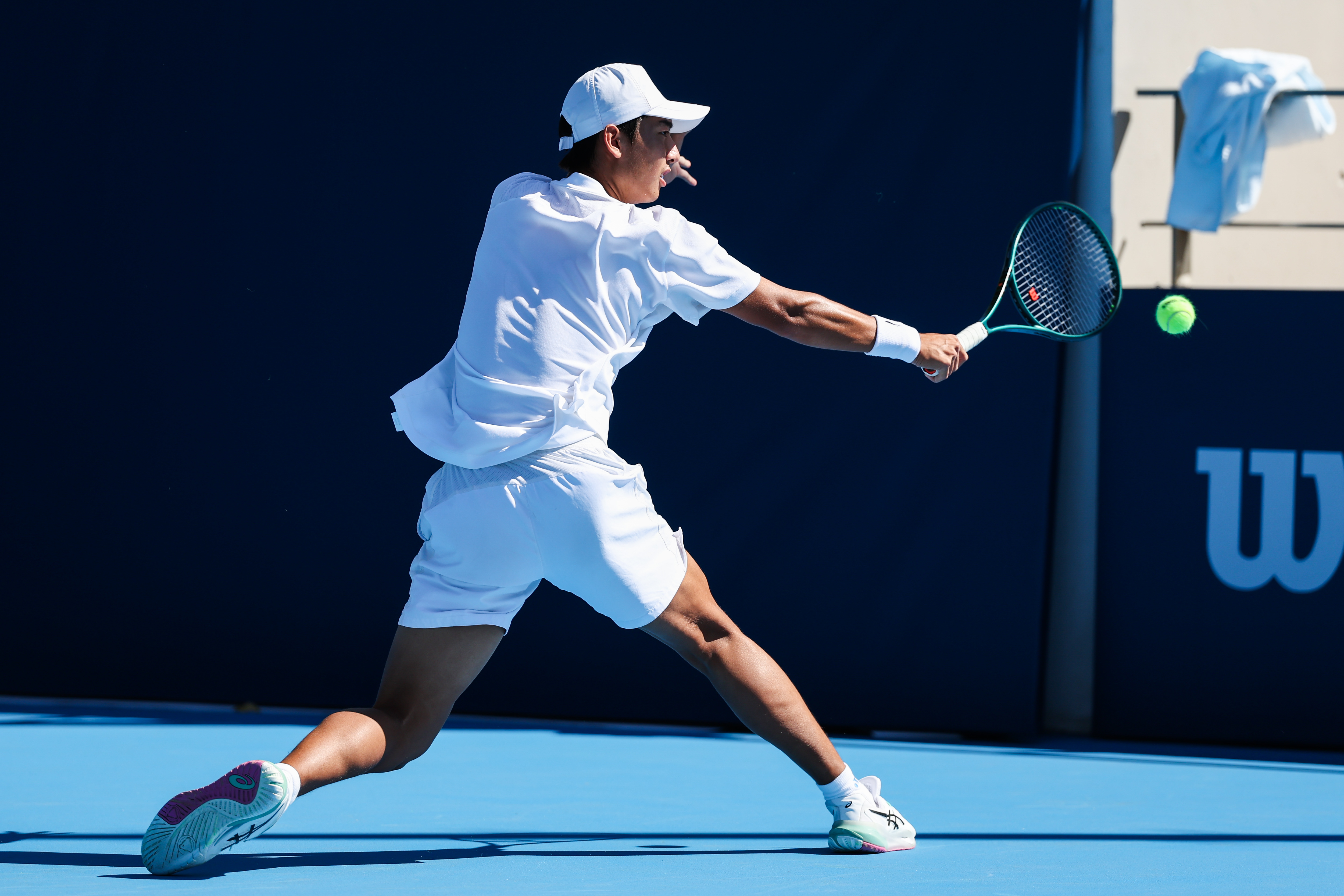 中网公开赛 ITF J300 首日精彩定格📷🔥战幕已启，少年登场🎾发球、奔