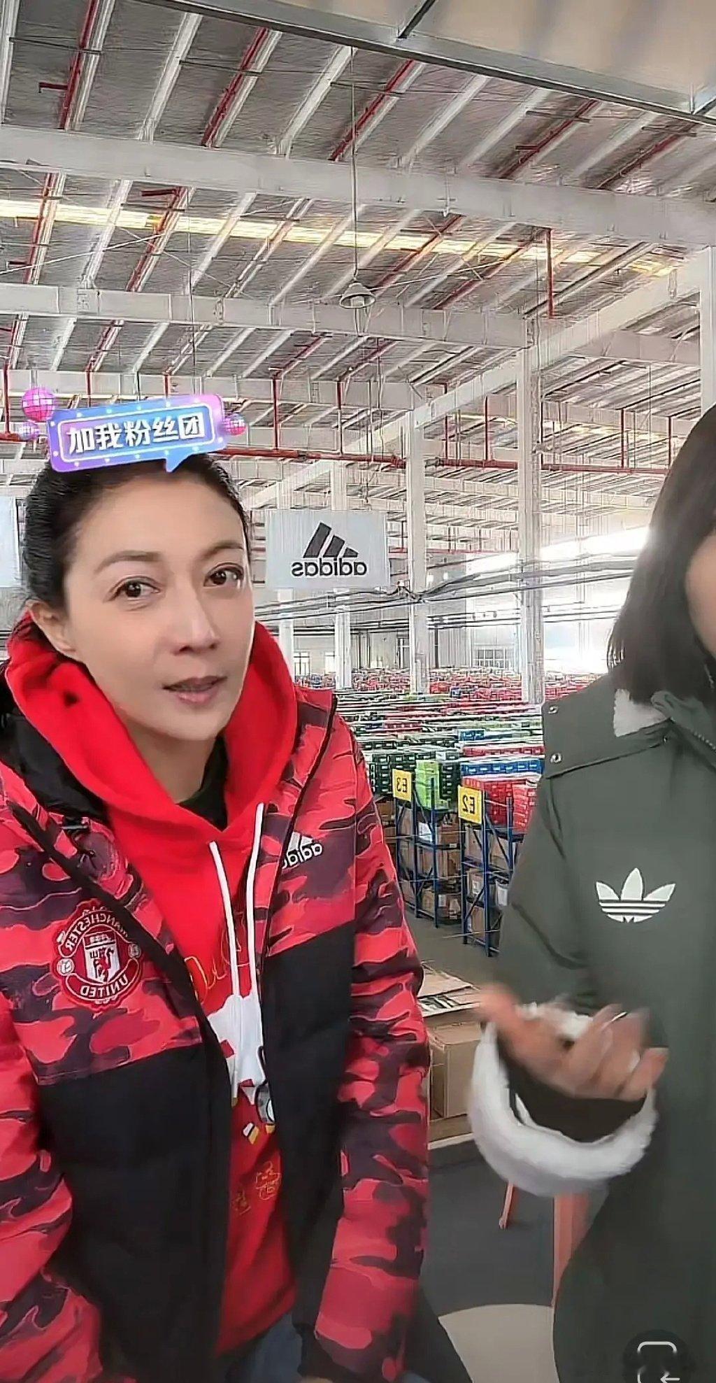 今年26歲的吳卓林，是女星吳綺莉的私生女，吳卓林亦曾公開指國際影星成龍是她的親生