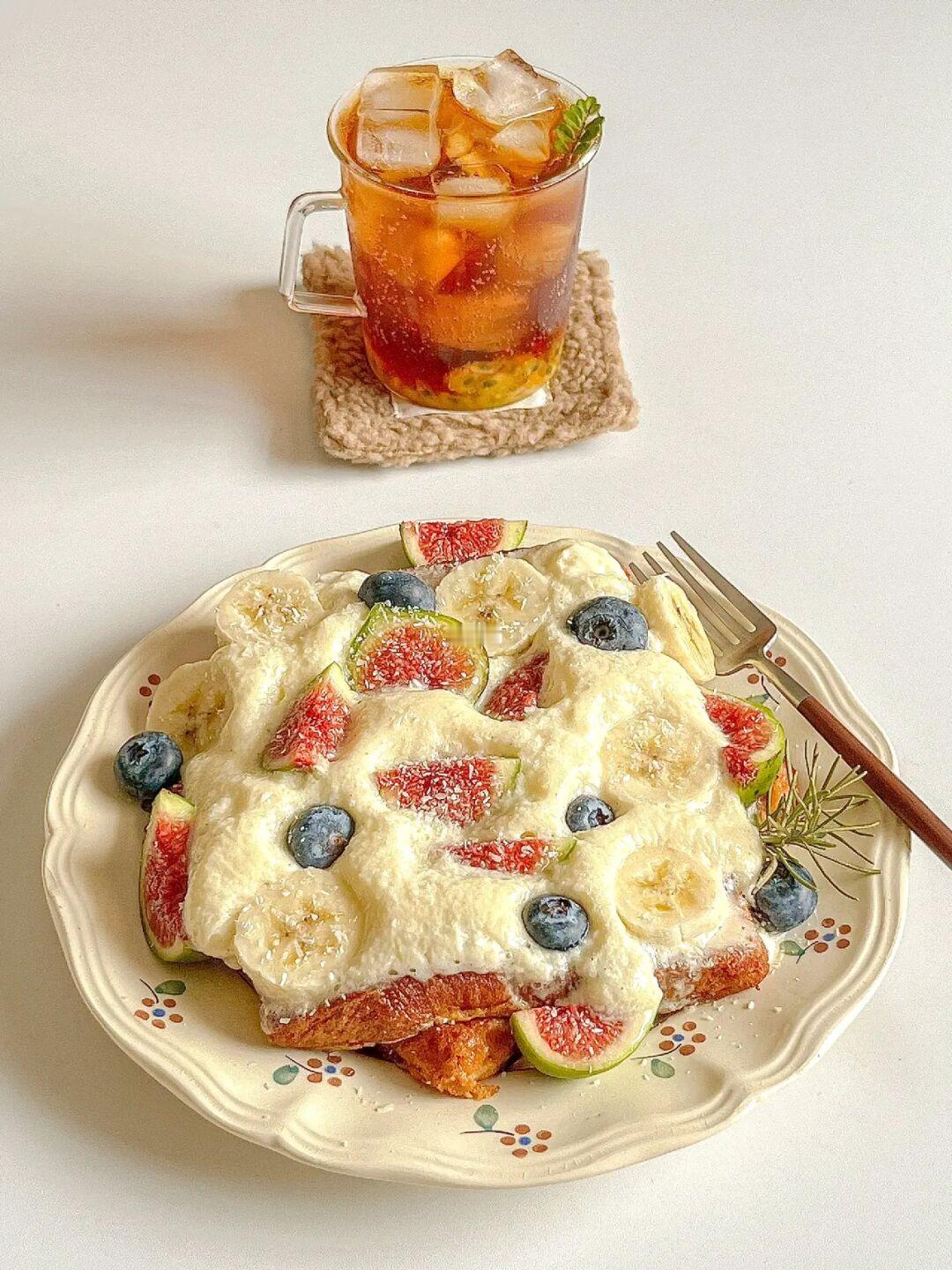 高颜值早餐｜清爽果咖 海盐奶盖法式吐司🍞