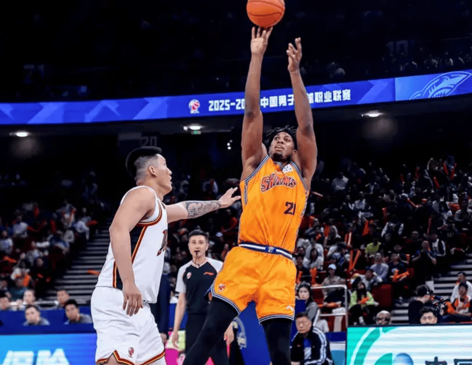 媒体人：上海男篮第二阶段未尝一败，大概率锁定常规赛冠军