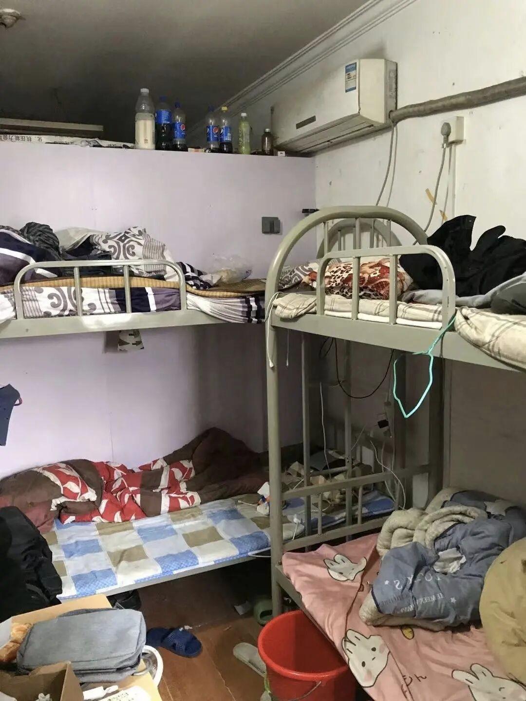 大家知道吗？由于外来打工人来到青岛为节省租金租住在城乡结合部、城中村的低矮潮湿的