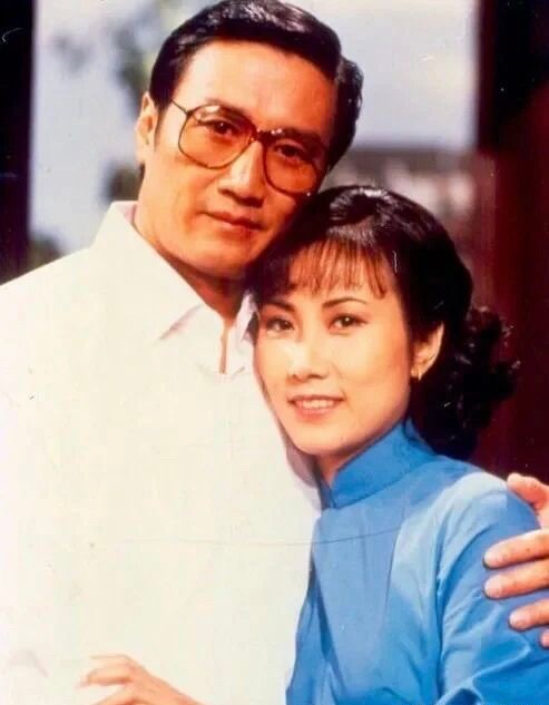 汪明荃认谢婷婷做干女儿看完汪明荃的回忆好感慨，和谢贤相识相伴半个世纪，一段缘分贯