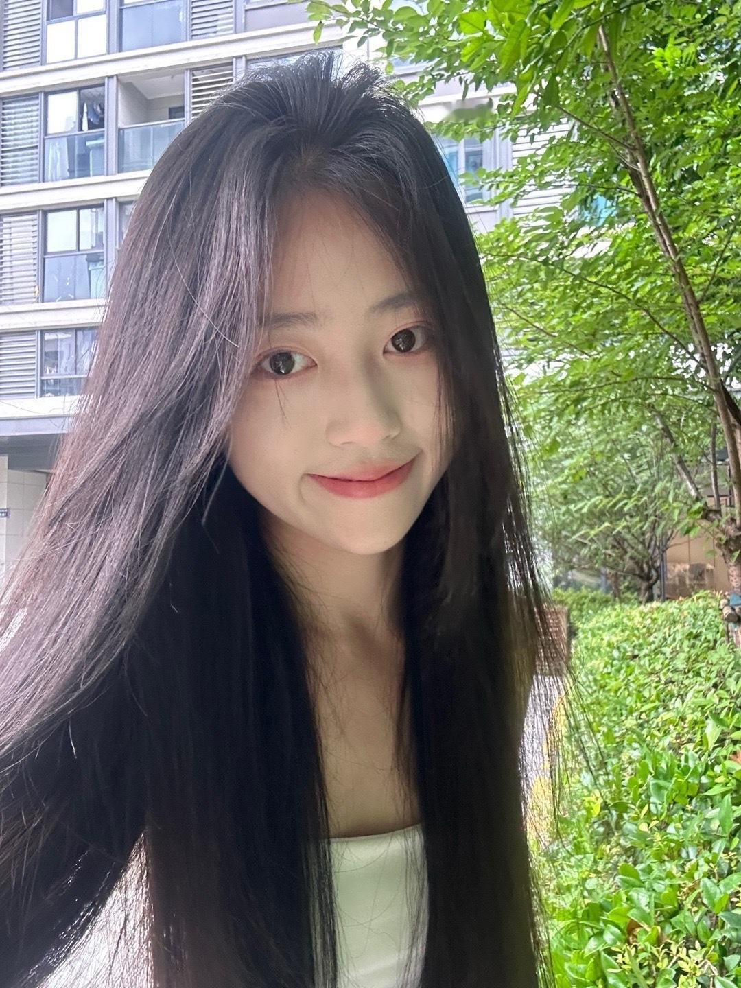 生活的本意是开心😊 ​​​
