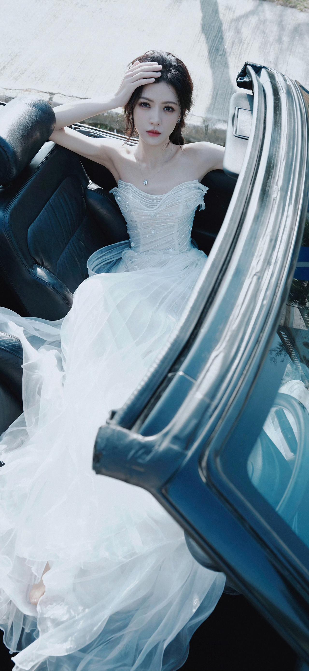 美女壁纸-第5993期-张予曦