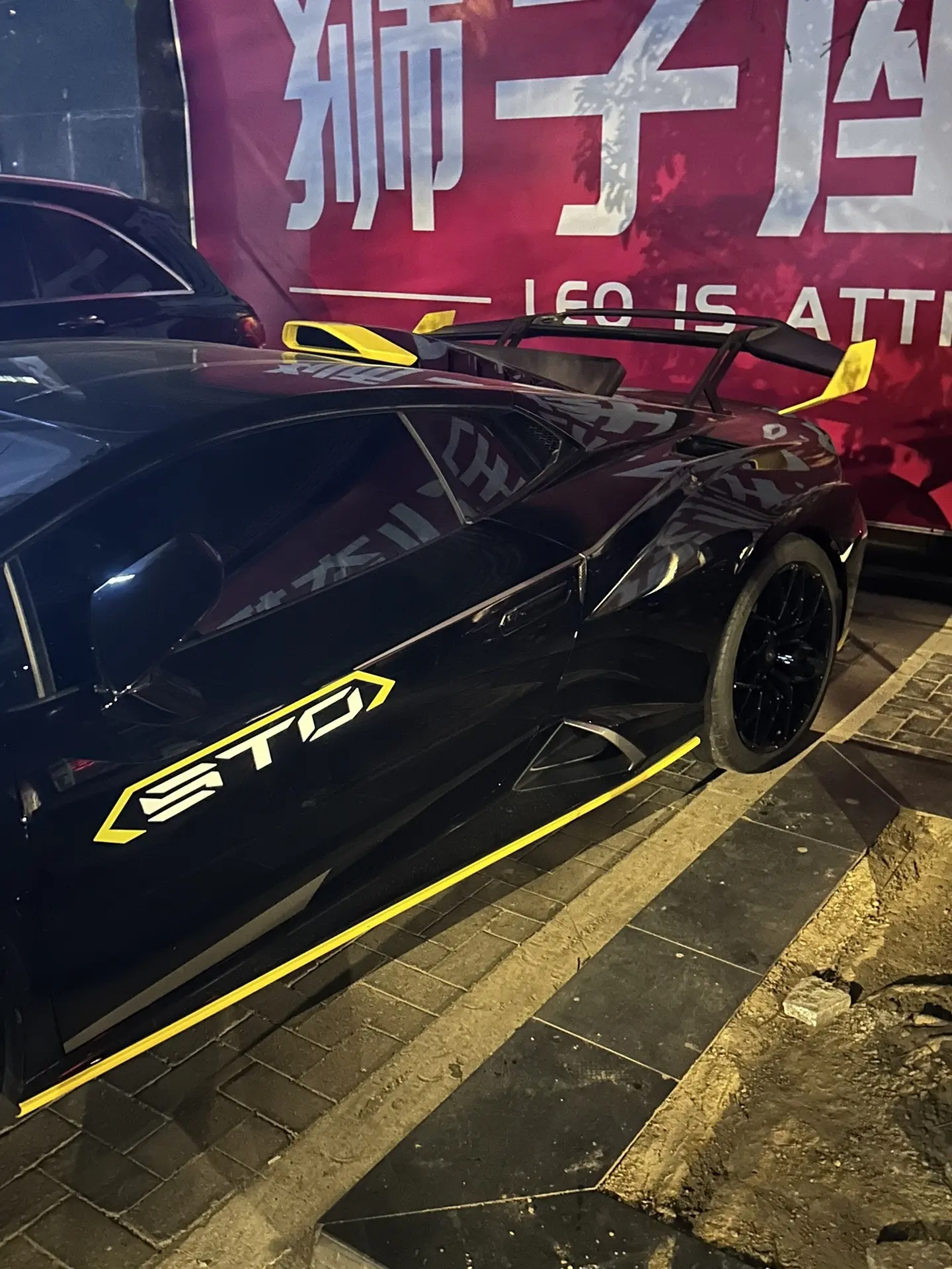 Lamborghini Hurricane STO 没想到再次偶遇你...