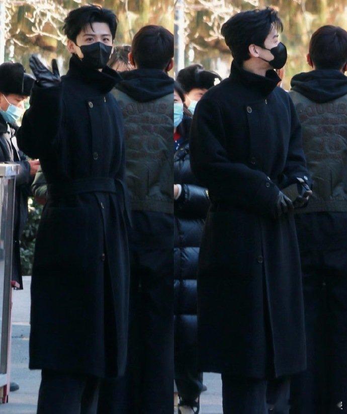 王安宇白敬亭撞衫撞衫不可怕谁丑谁尴尬，王安宇白敬亭这波纯纯的颜值双赢✅王安宇白敬