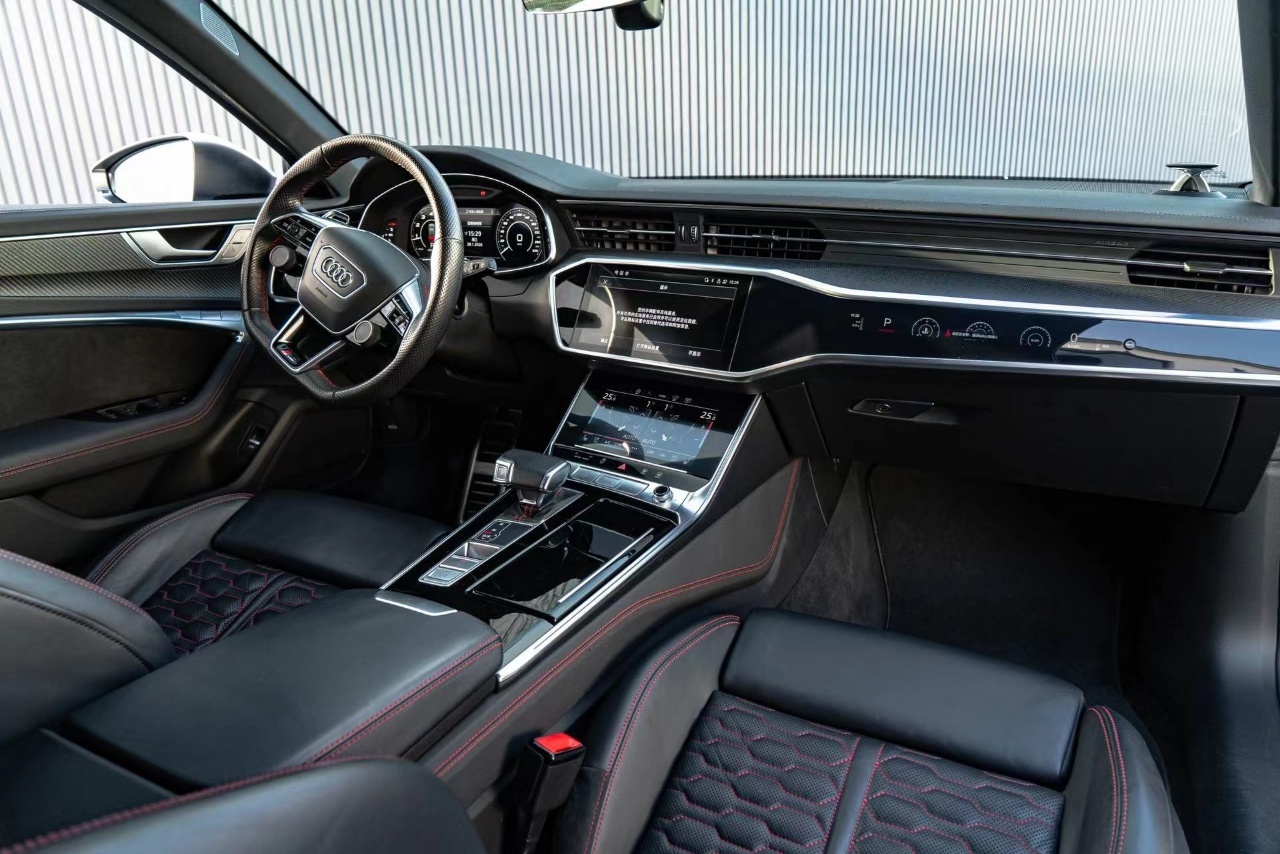 RS6 Avant 81.8