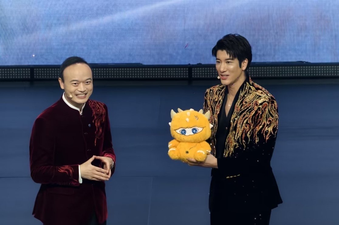 王力宏成为:腾势汽车第500000辆车主，现身腾势N9闪充版发布会，情怀值直接拉