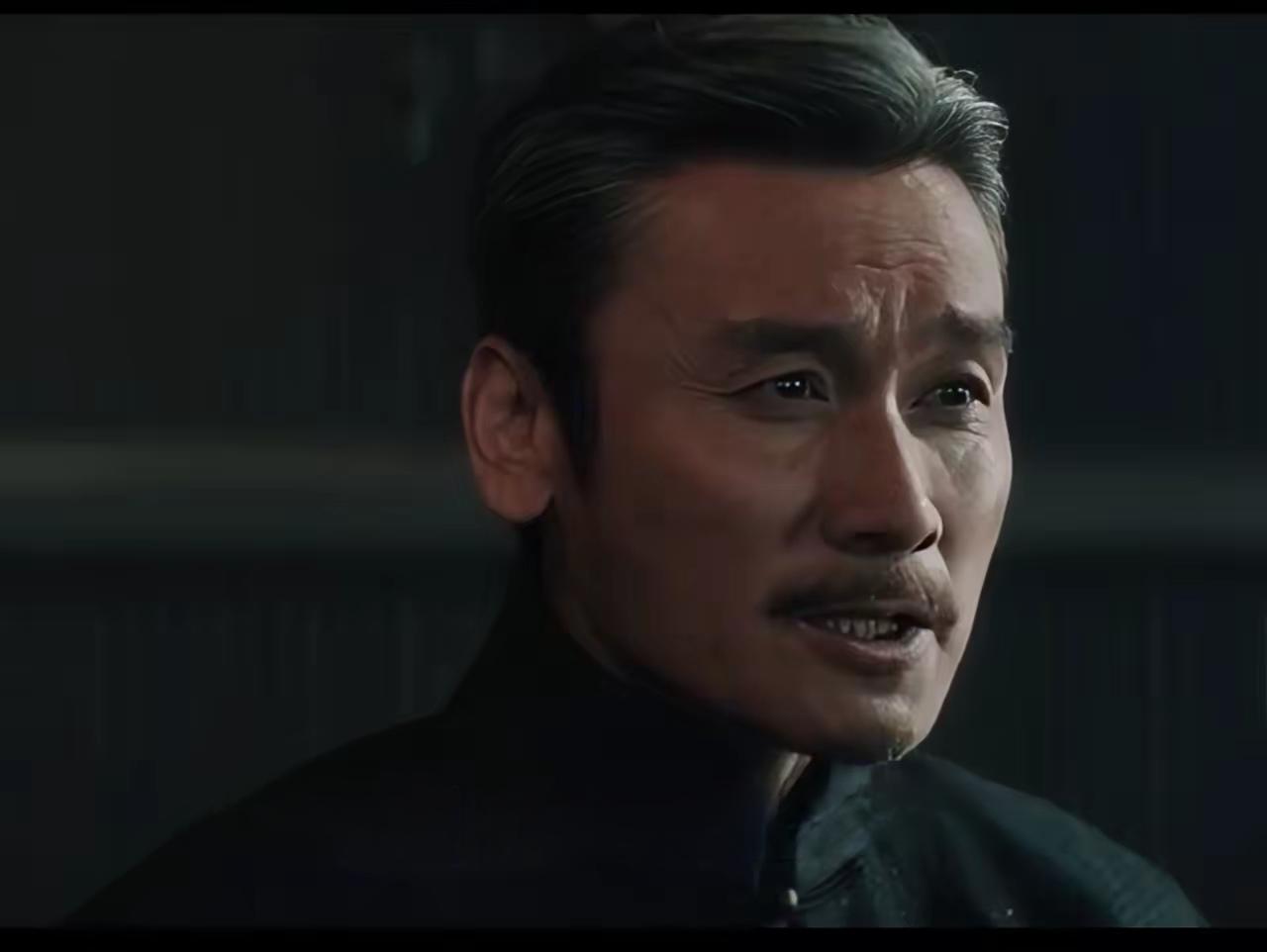 追剧《归队》    邵老板花128根大黄鱼买下了肖铁林的烟土和酒楼。汤德远与邵老
