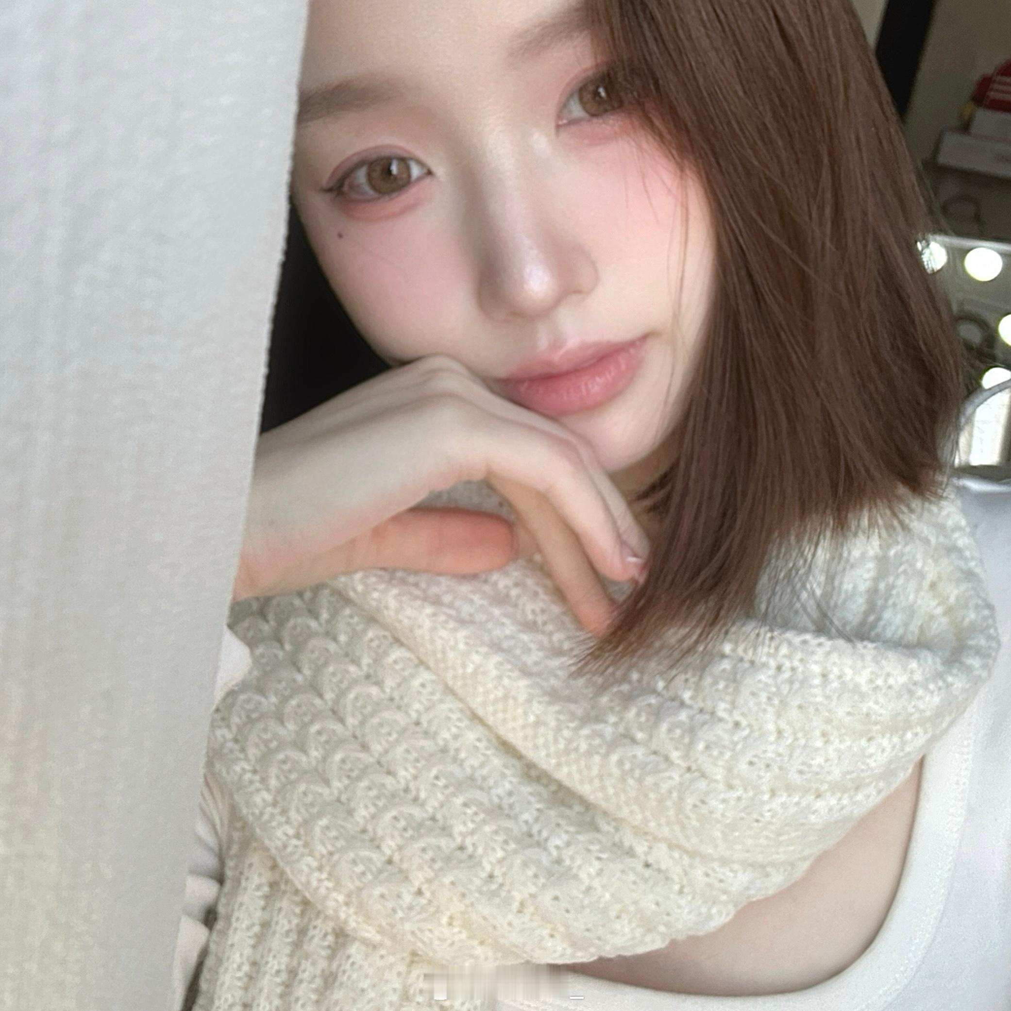 💭🍳 快乐12月要结束啦 等着明天的跨年派对这套好保暖 我爱德绒🐰🍸 ?