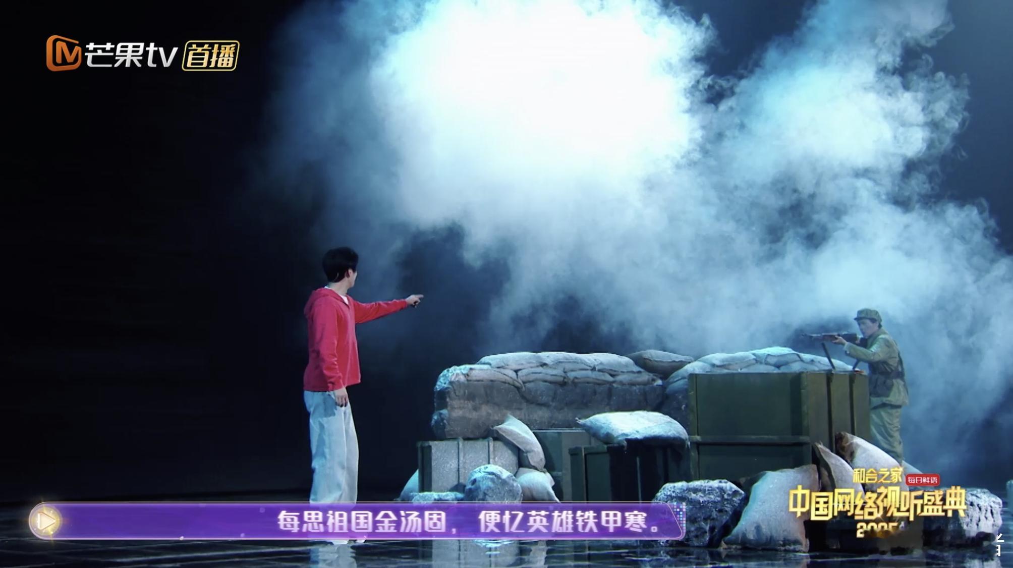 穿越时空的回信好哭  太好哭了！感觉这个立意真的好，一下子就把大家给拉回到了那个