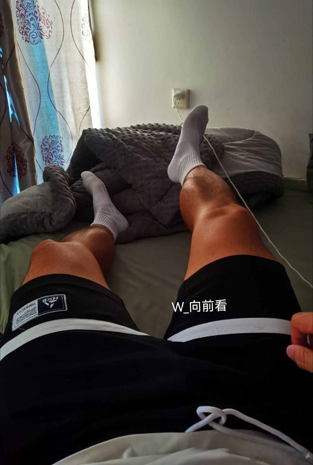 瘫坐两小时，回家吃饭！放假放假！