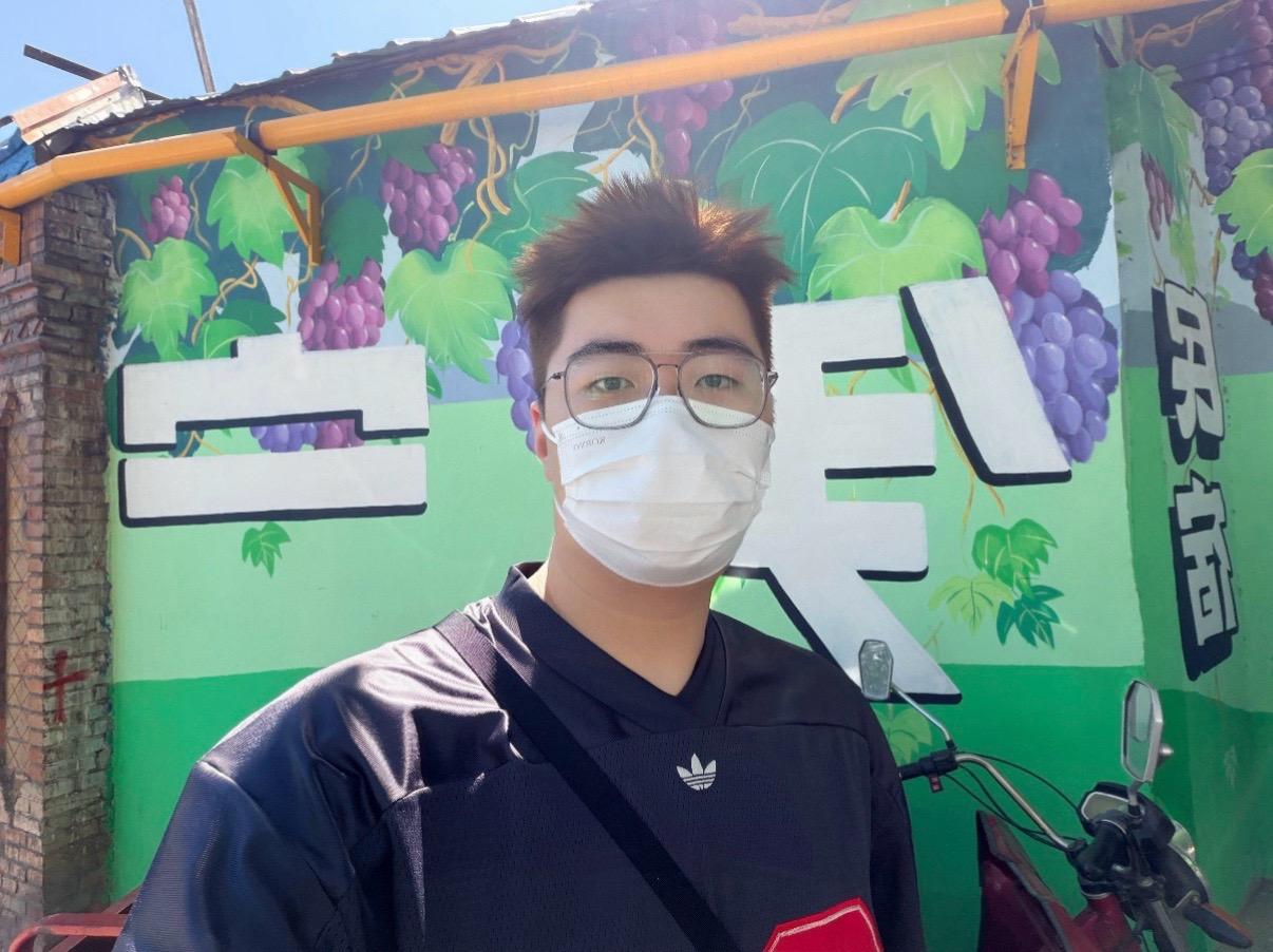 新疆好啊，新疆得来啊。