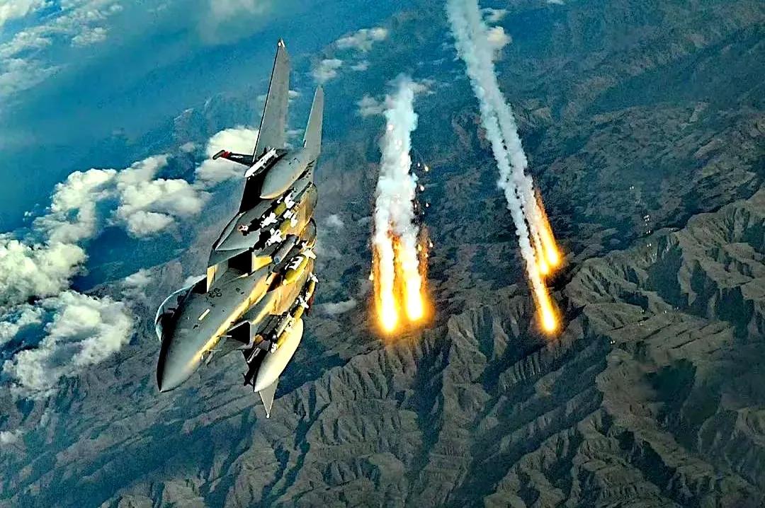 “我们美国擅长摧毁别人，却从未认真设想过自己挨揍的模样”，看来清醒的美国人正日益