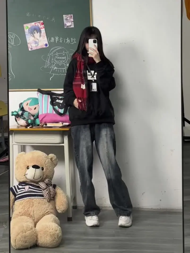 当勾k妹不穿jk的时候在穿什么 最近很喜欢这种每天发作品没人看的感觉...