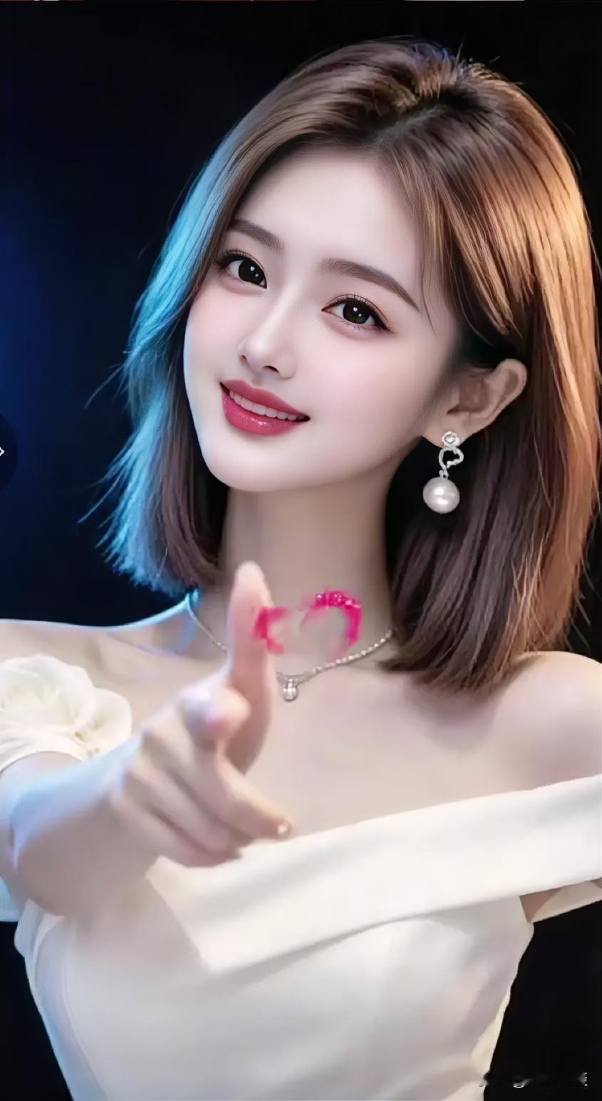 这位美女正在比个赞呢！