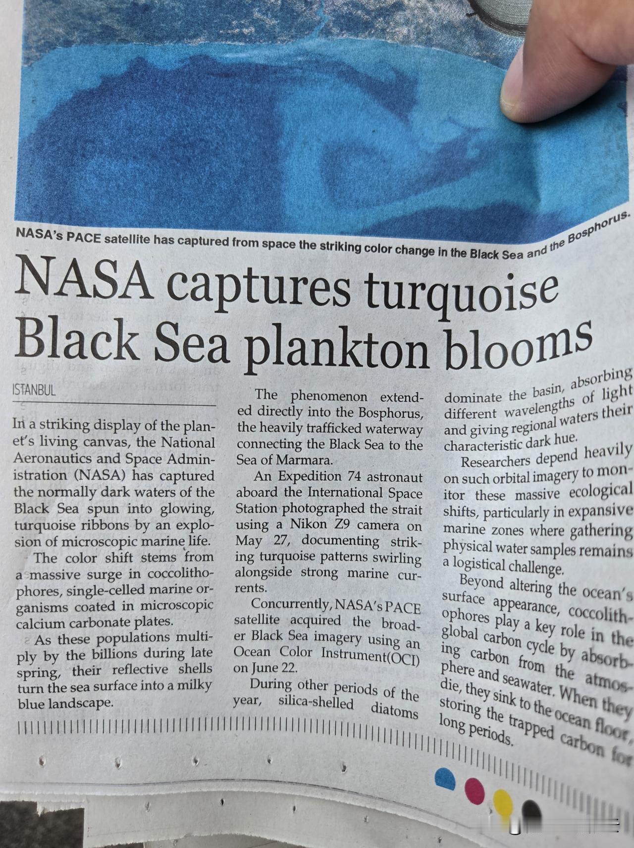 原来以为黑海、博斯普鲁斯海峡、马尔马拉海和爱琴海这么蓝，是因为水的深度大，可博斯