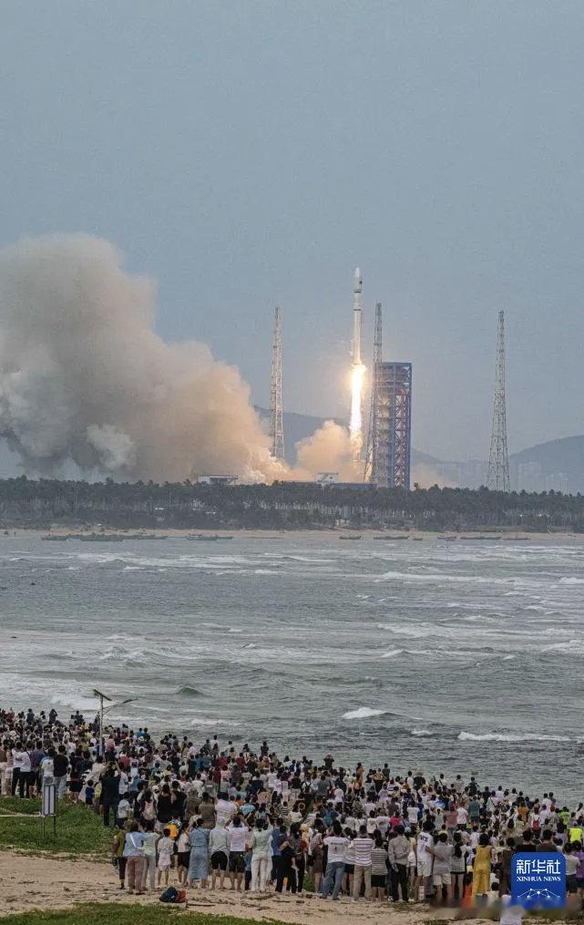 8月4日，我国成功发射卫星互联网低轨07组卫星。[笑哈哈]  ​​​