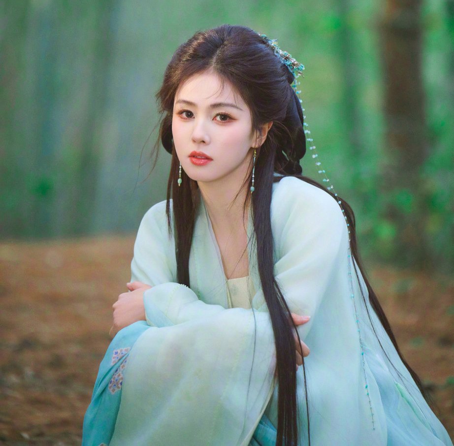 李青月花如月1周年快乐