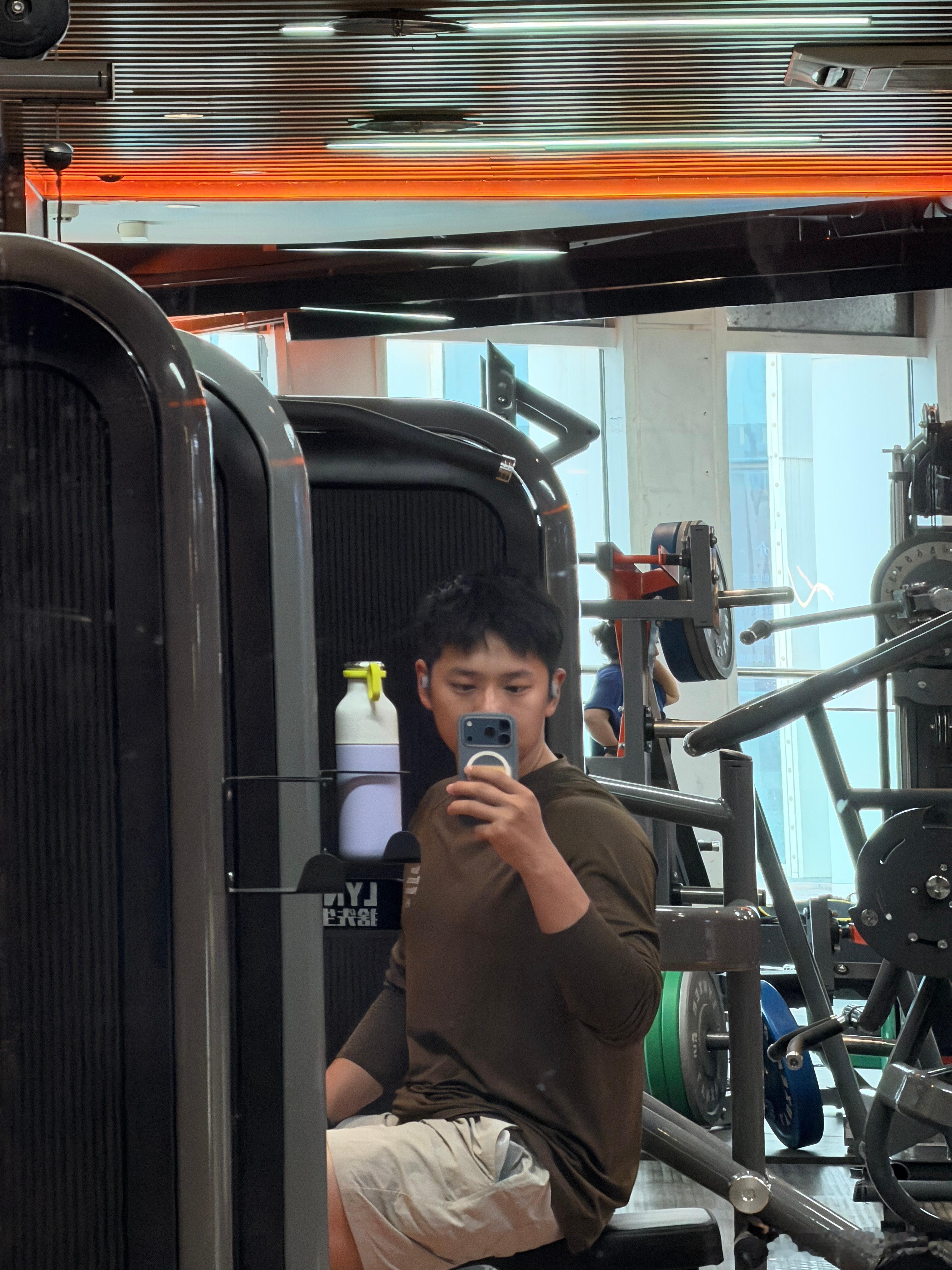 毛宁～520打算怎么过！有没有男生收到礼物的？ 